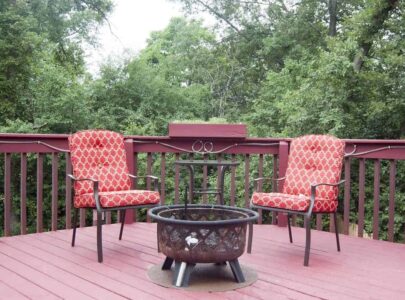 Best Fire Pits For Wood Deck - everymanscave.com