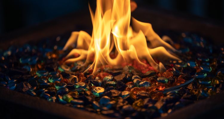 how to light a gas fire pit